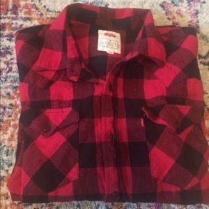 Levi's Red and Black Checkered Flannel Size M